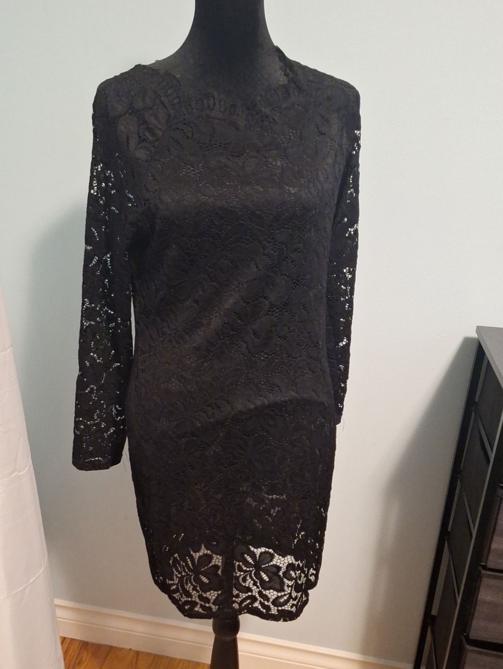 Source Unknown Black Lace Long Sleeve Shift Dress